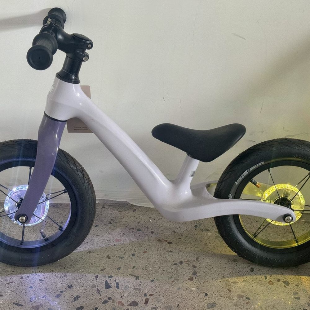 USB Charging LED Wheel Hub Lig - đánh giá và giá Cycling Safety Gear For Kids